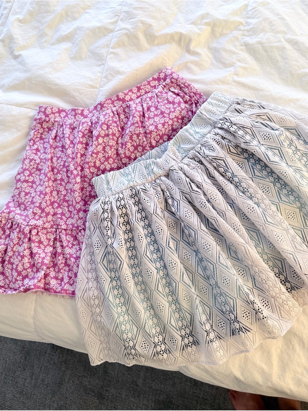 Two Girls Skorts - Large 10-12 GUC Lace Overlay, Floral Pink - Comfortable Tween